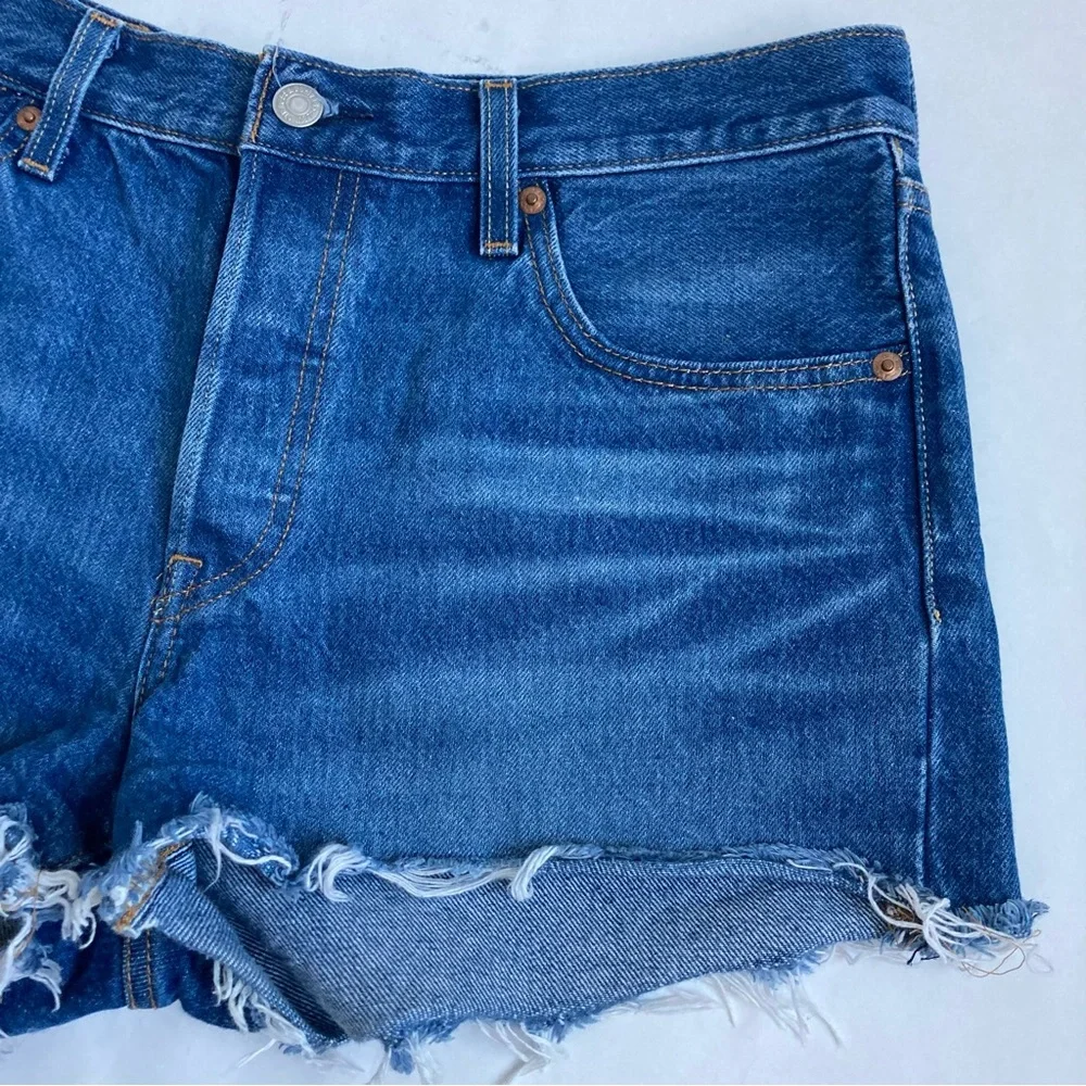 Levi’s 501 Premium Buttonfly Raw Hem Jean Shorts Size 29